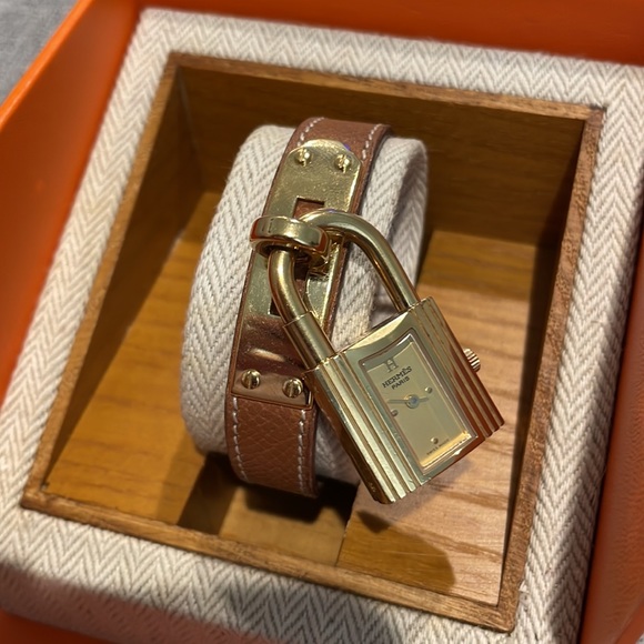 Hermes Kelly Watch - Picture 2 of 6